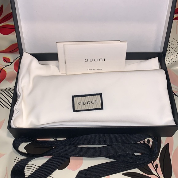 EUC Gucci GG black long bifold wallet with blue interior - Picture 9 of 12